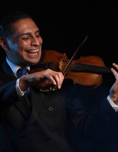 Pablo Peralta Playing Violin